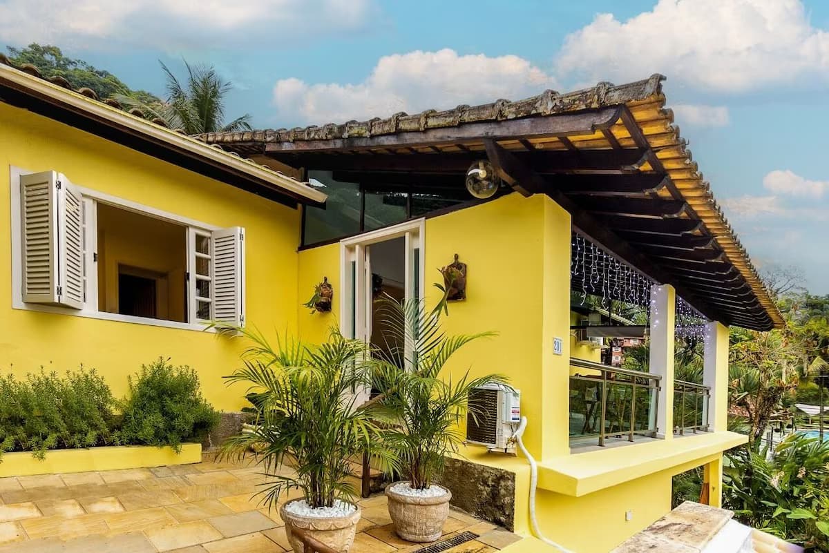 Pousada Casa Amarela