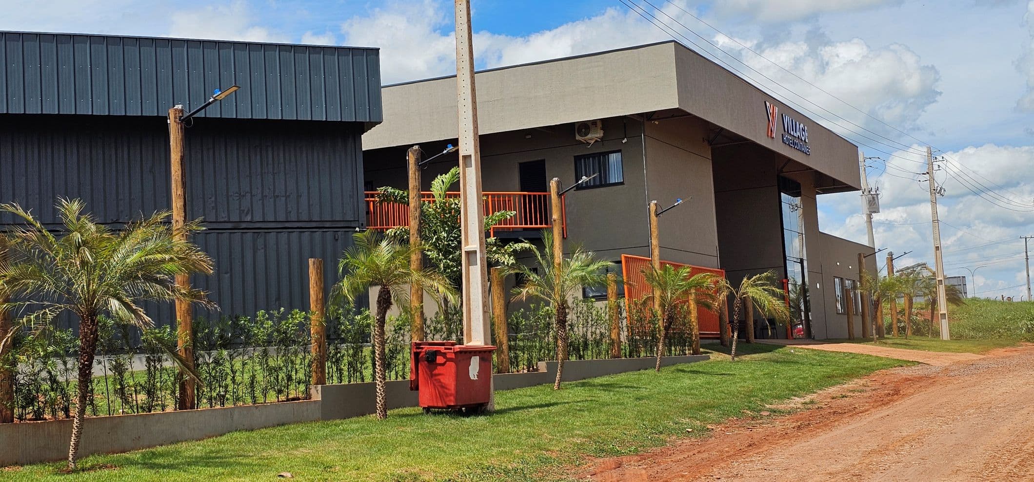 Village Hotel Container